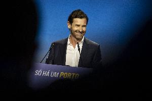 博阿斯：C罗的国家队生涯不能就这么结束；球员应接受主帅的安排