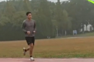 马宁社媒晒雨中奔跑：把握难得的良机，进行适应雨天赛事的训练
